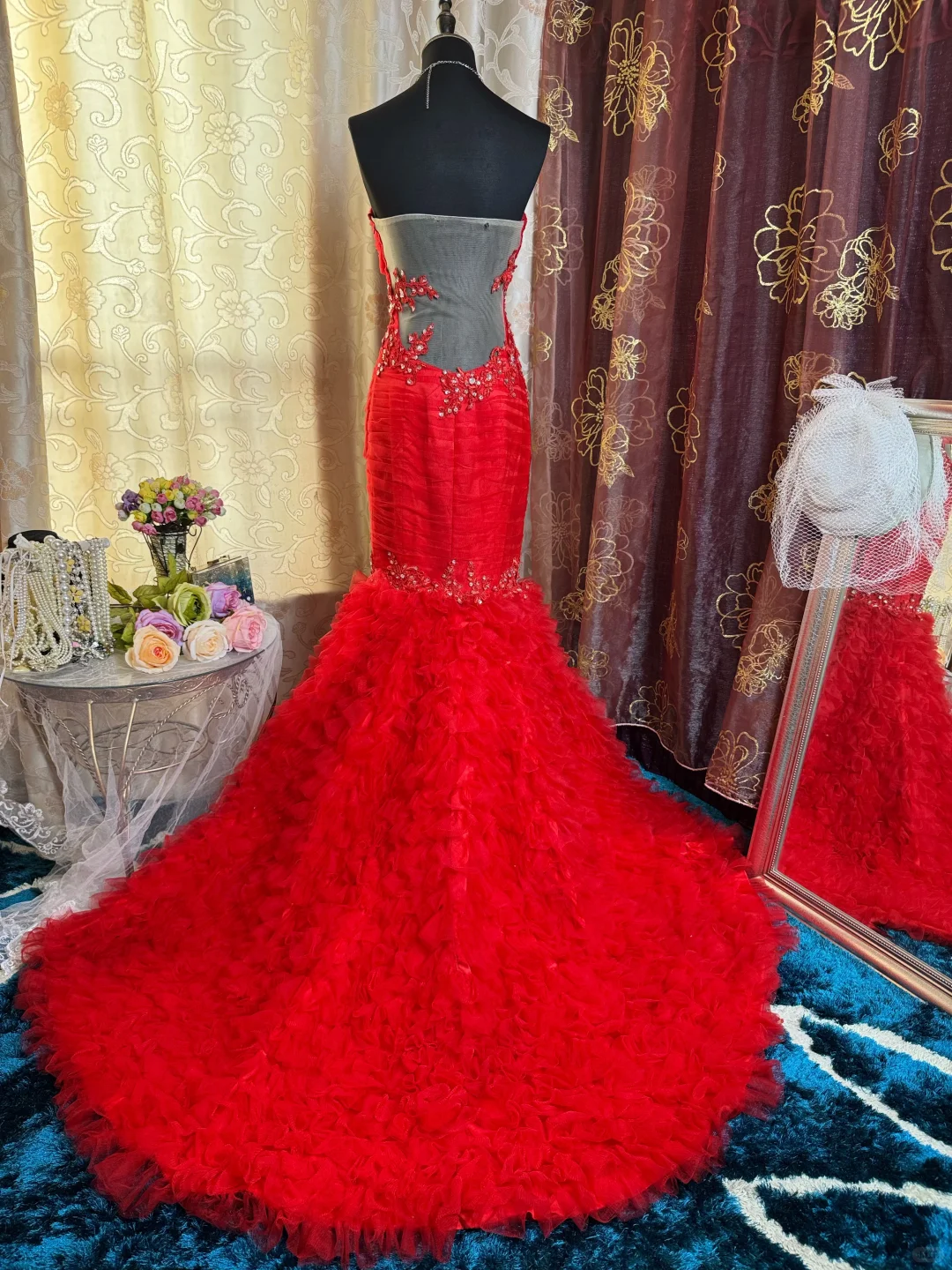 Gorgeous Strapless Satin Tulle Appliques Beaded Prom Dress Red Mermaid Long Evening Dress SP2382