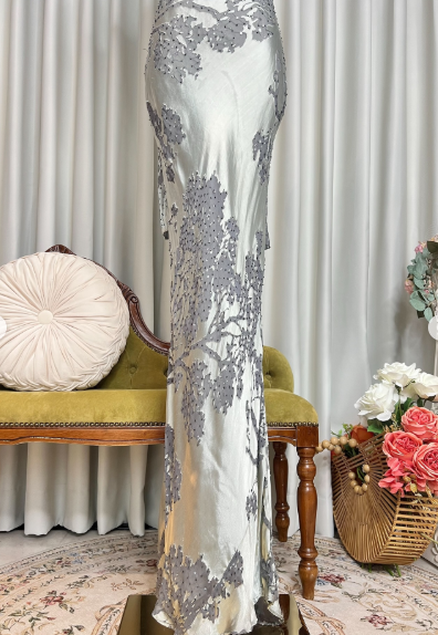 Charming Spaghetti Straps Silver Satin Lace Party Dress Retro Mermaid Prom Dress With Ribbon SP629