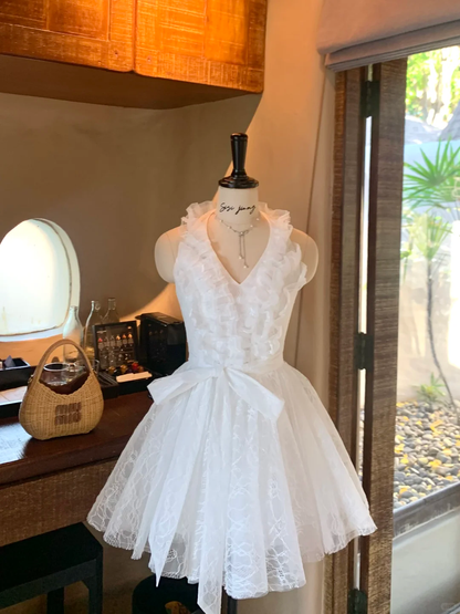 Elegant White Halter V Neck Lace A Line Mini Cocktail Dress Formal 7th Grade Homecoming Dress SP2361