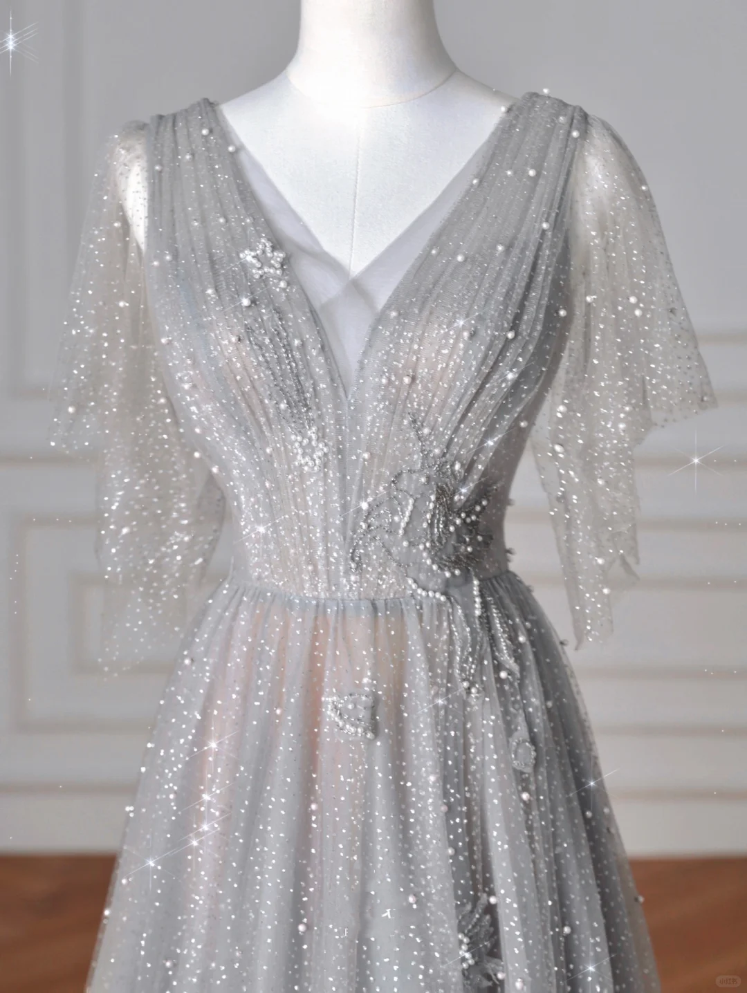 Sparkly Gray Tulle Sequins A Line Prom Dress,Sexy V Neck Evening Dress Y8638