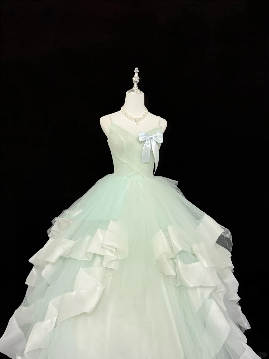 Sweet Spaghetti Straps Mint Green Tulle Ball Gown Formal Quinceanera Dress With Bow SP2218