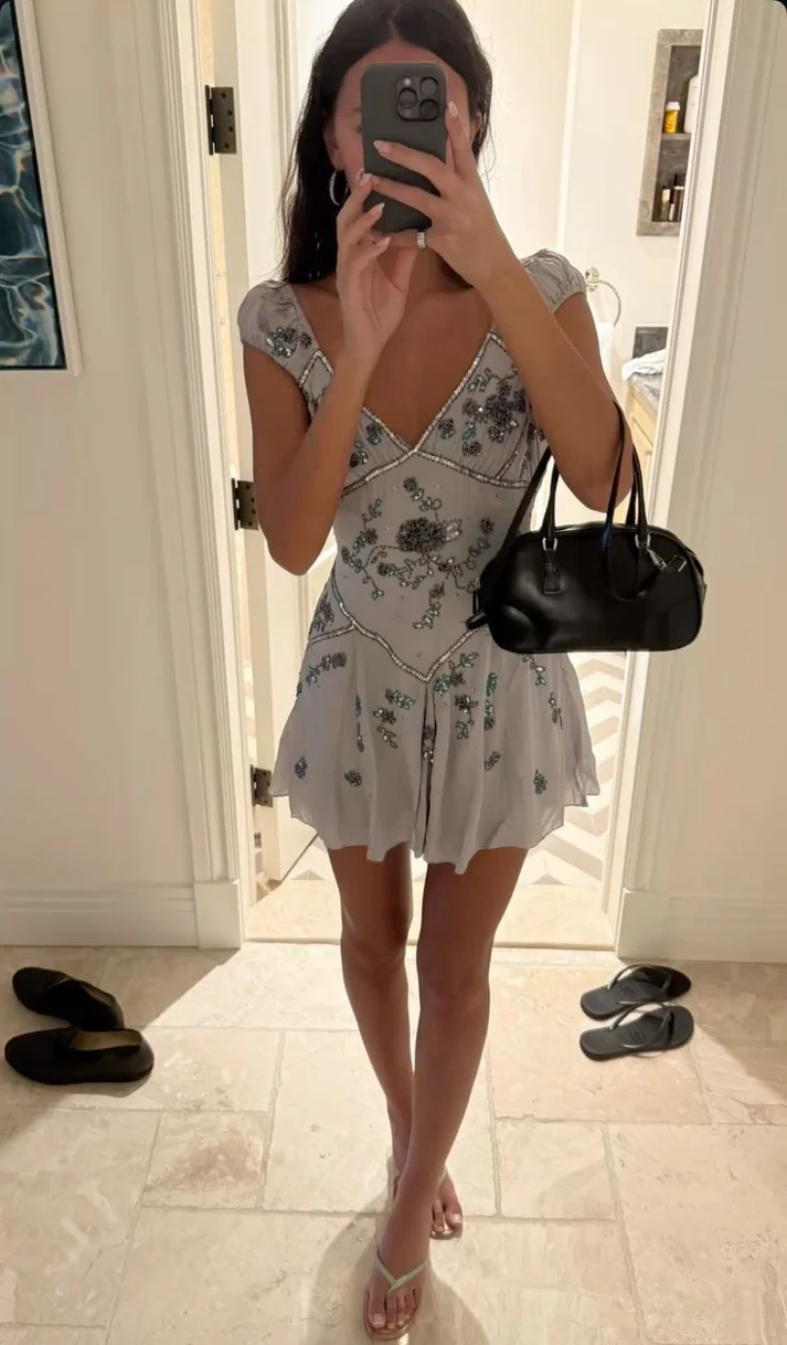 Charming V Neck Red Chiffon Short Formal Homecoming Dress Birthday Outfits Y9625