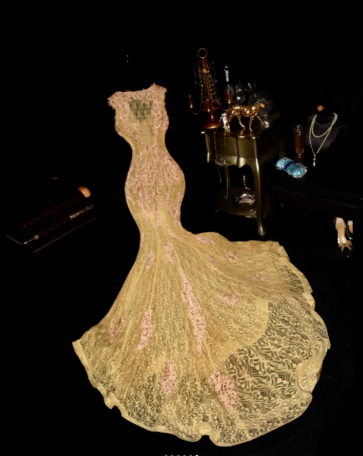 Elegant Lace Beaded Appliques Yellow Long Mermaid Evening Dress Birthday Outfits SP874