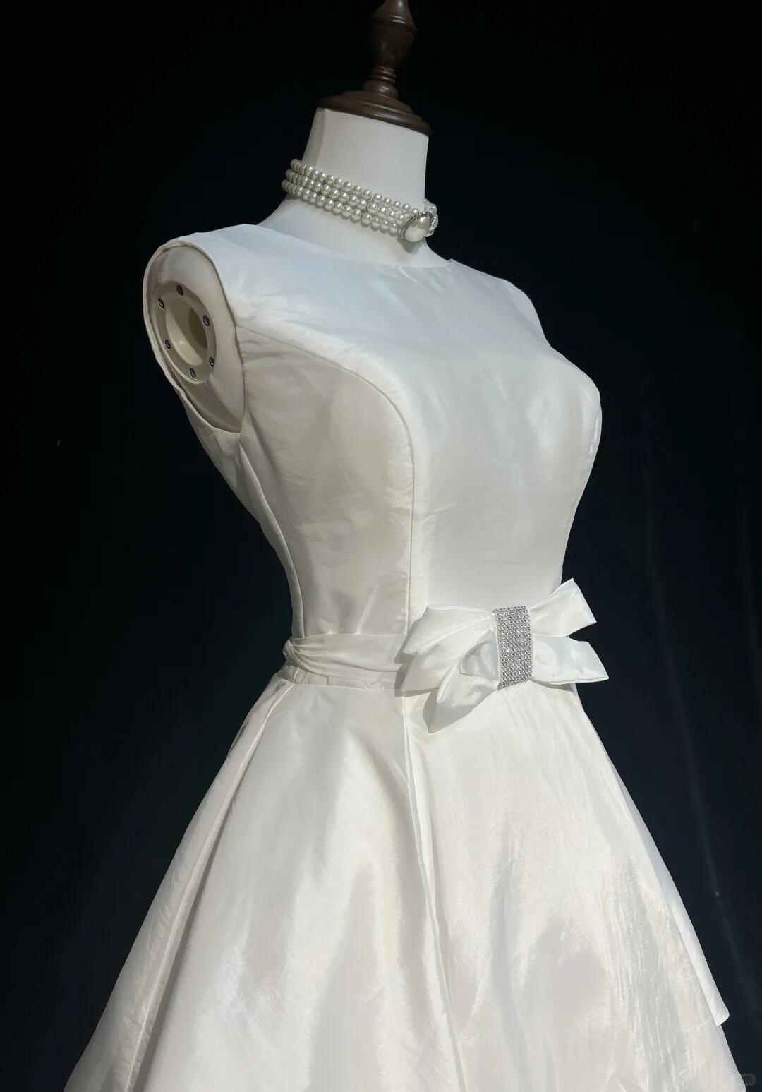 Elegant Sleeveless Satin Layered Short Graduation Homecoming Dress,White Short 15th Birthday Outfits SP2917