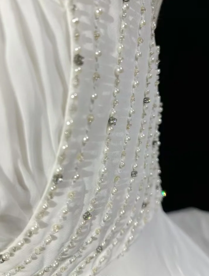 Glamorous Spaghetti Straps White Chiffon Beaded Mermaid Long Wedding Dress Formal Bridal Dress SP1793