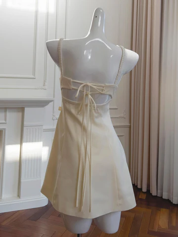 Sweet Flower Beige Satin Mini Party Dress Homecoming Dress Y8822