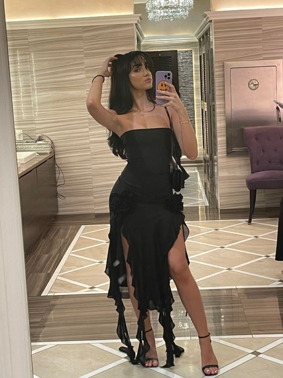 Black Sheath Ruffles Evening Dress Strapless Chiffon Prom Dress Y7765