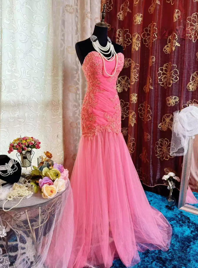 Pretty Pink Strapless Tulle Appliques Beaded Mermaid Long Party Dress Formal Wedding Guest Dress SP1954