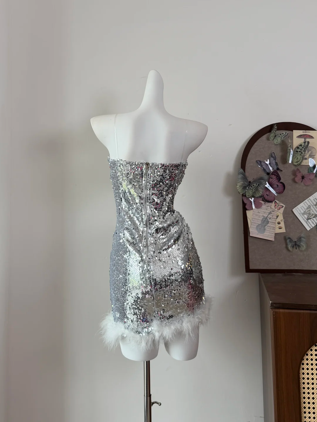 Sexy Strapless Sequin Feathers Sheath Cocktail Dress Silver Short 6th Grade Homecoming Dress SP2332