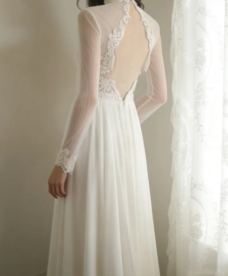 Charming White Tulle Chiffon Beaded Long Wedding Dress Backless Bridal Dress SP1175
