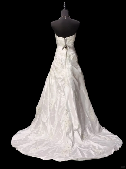Classy Strapless White Satin Pleated Appliques Long Wedding Dress Bridal Gown SP3180