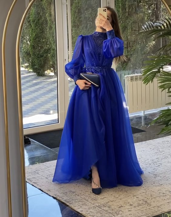 royal blue modest dress A-line Tulle Prom Dress,Fashion Maxi Y6968 – Simplepromdress And last but certainly Color:deep red Back Style_Back Zip Mermaid Spaghetti Straps Sweep