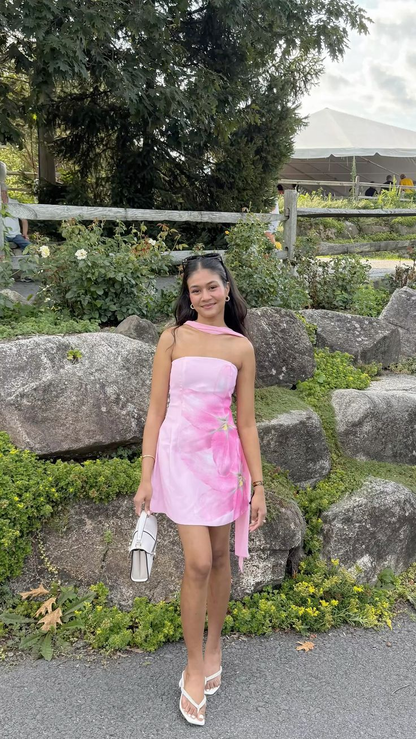 Pretty Pink Spaghetti Straps Satin Printed Floral Short 18th Birthday Outfits Homecoming Dress With Ribbon SP50