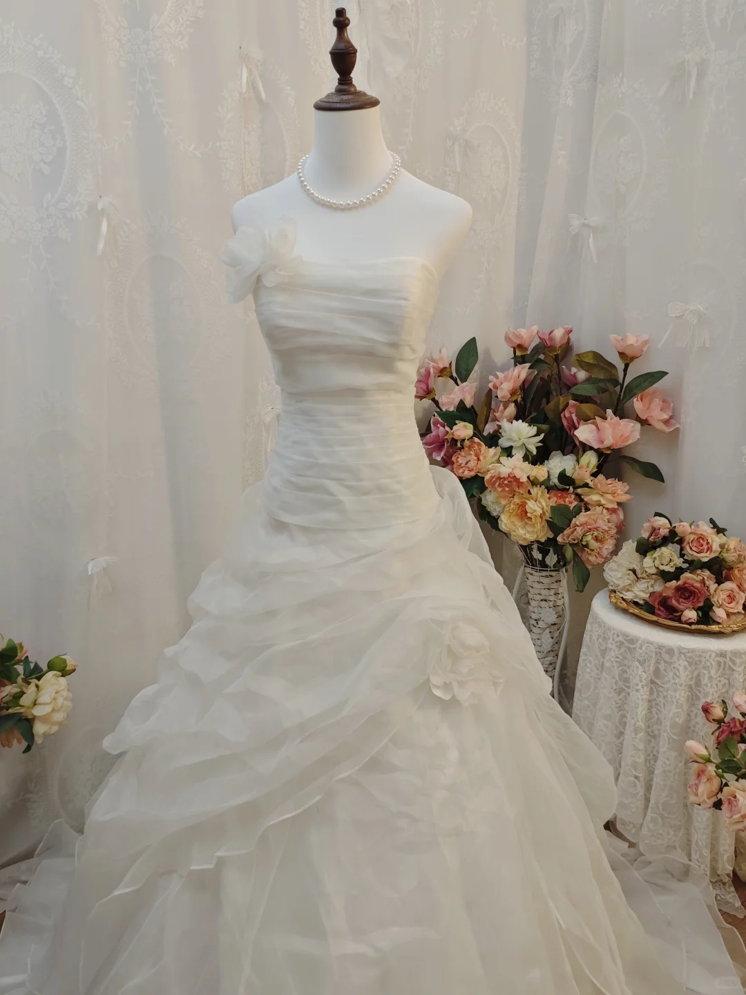 Pretty Ball Gown White Tulle Pleated Long Wedding Dress SP2258