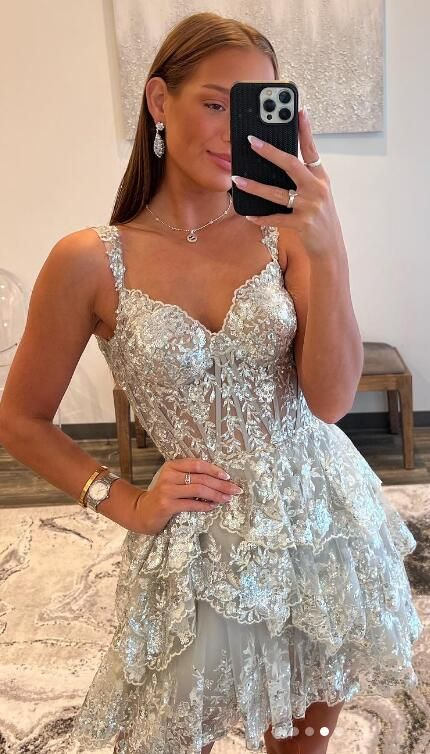 Princess A Line Tiered Short Glitter Homecoming Dress With Appliques Y6707