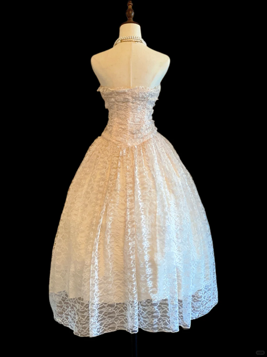 Pretty Sweetheart Neck White Lace Ball Gown Long Birthday Party Dress SP4086