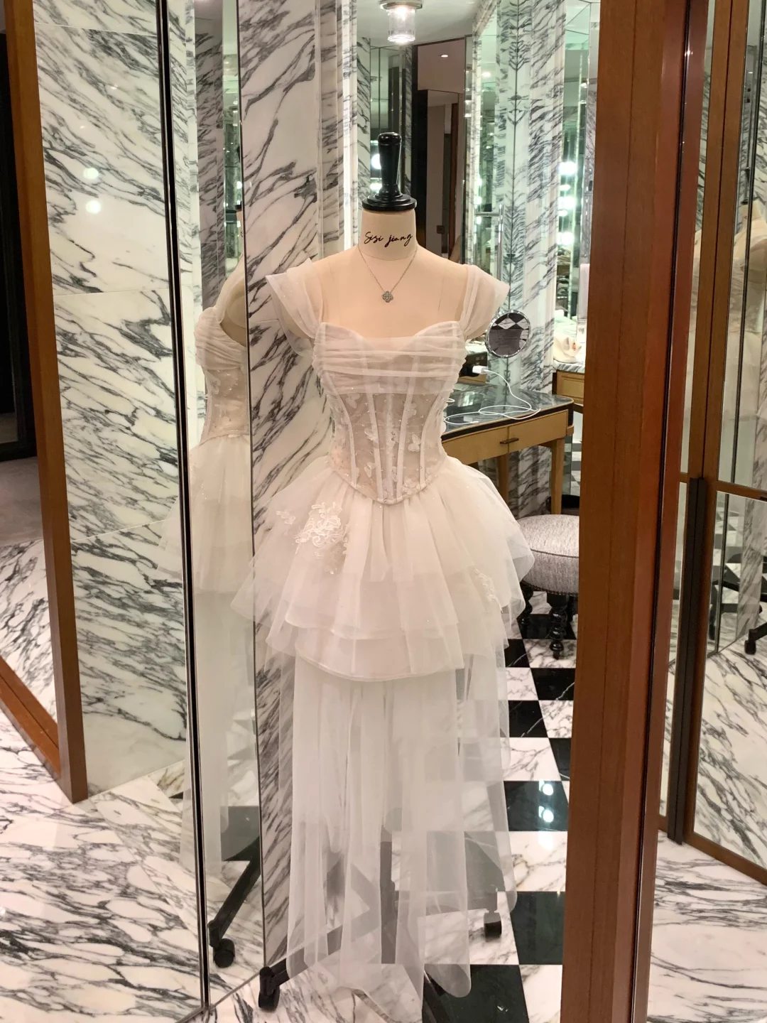 Sweet Sleeveless Pink Tulle Appliques Short Graduation Homecoming Dress Mini Prom Dress Two Piece SP2357