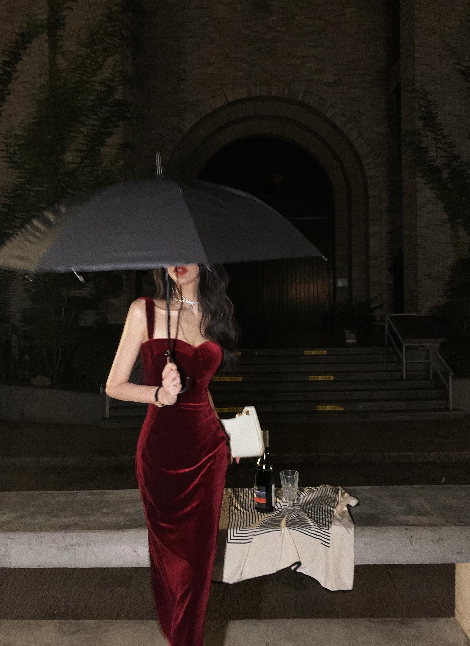 New Summer Women Vintage Sleeveless Velvet Dress Female Spaghetti