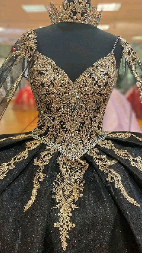 Beading Quinceanera Dresses Sequin Applique Princess Ball Gown With Cape Y1516