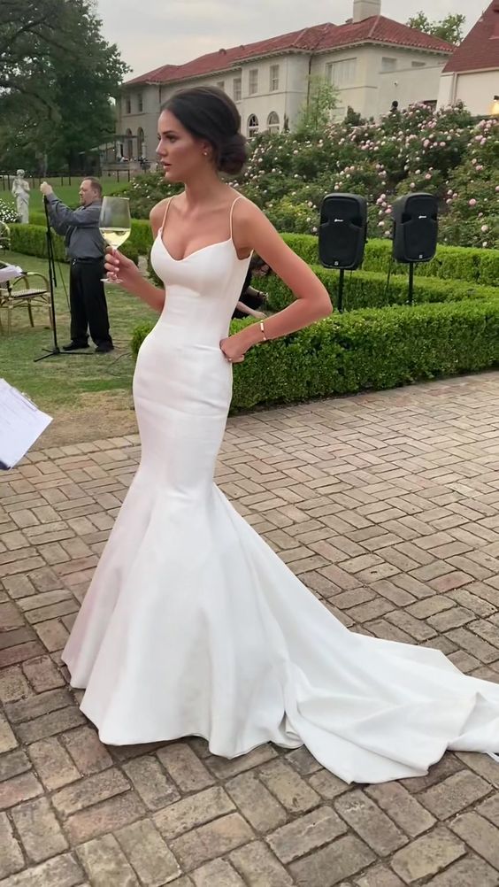 Mermaid Spaghetti Straps Satin Wedding Dress Glamorous White Wedding Dress Y434