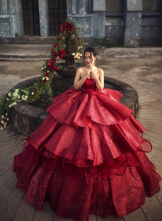 Pretty princess off the shoulder red sparkle ball gown wedding dress with tiered skirt and glitter tulle Y55