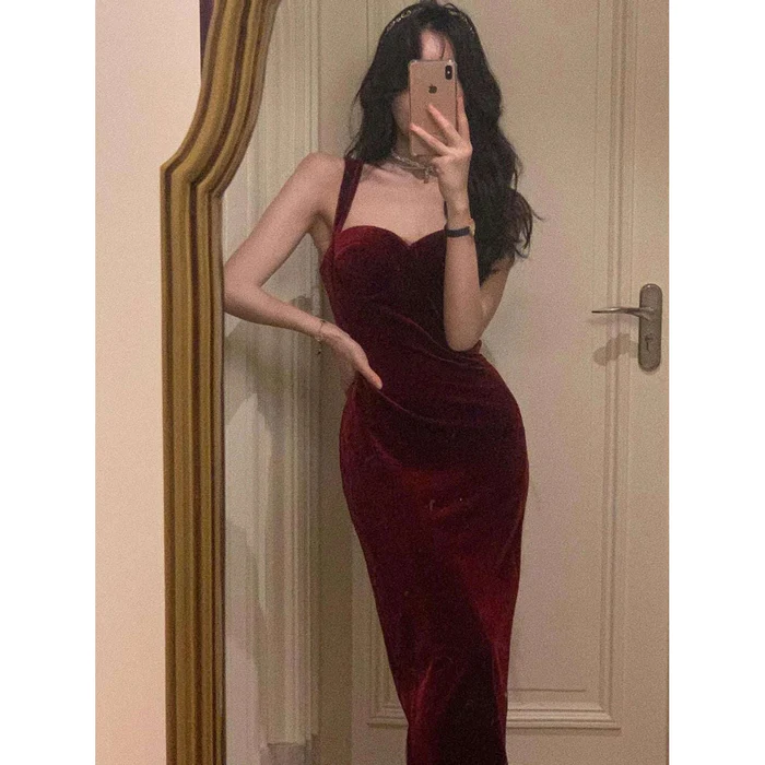 New Summer Women Vintage Sleeveless Velvet Dress Female Spaghetti Stra Simplepromdress New Summer Women Vintage Sleeveless Velvet Dress Female Spaghetti Stra Simplepromdress